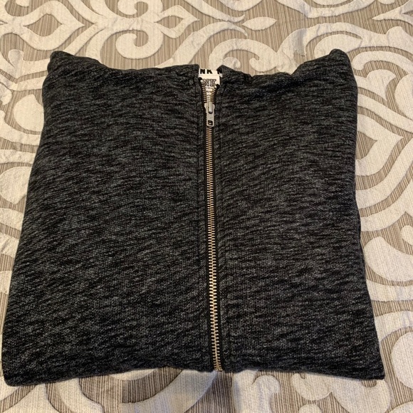 Victoria’s Secret- PINK Long sleeve hoodie - Picture 3 of 5